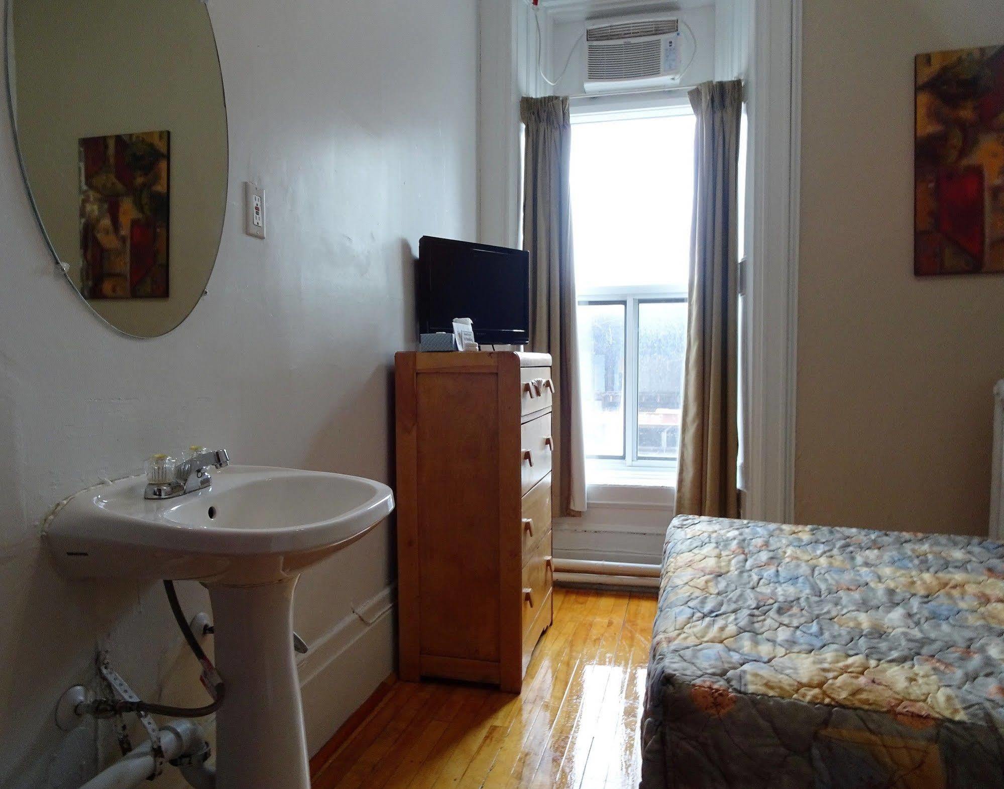 Hotel Abri Du Voyageur Montréal Kültér fotó